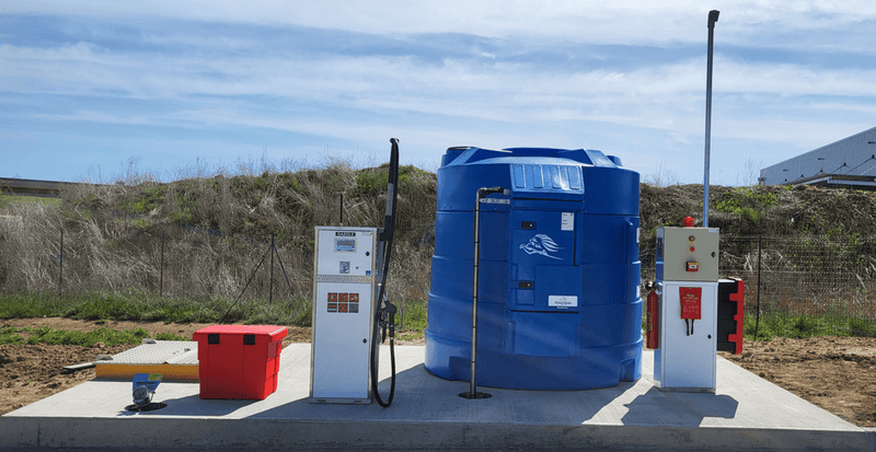 Photos de la réalisation pour Transports Borie représentant une station de gasoil ADBLUE